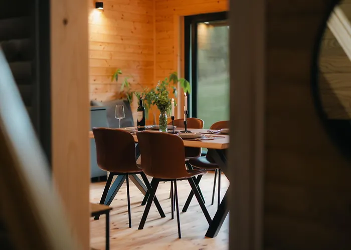 Black Lokve Chalet Homer