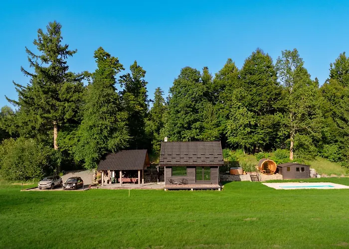 Black Lokve Chalet Homer