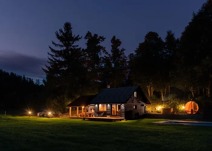 Chalet Black Lokve *